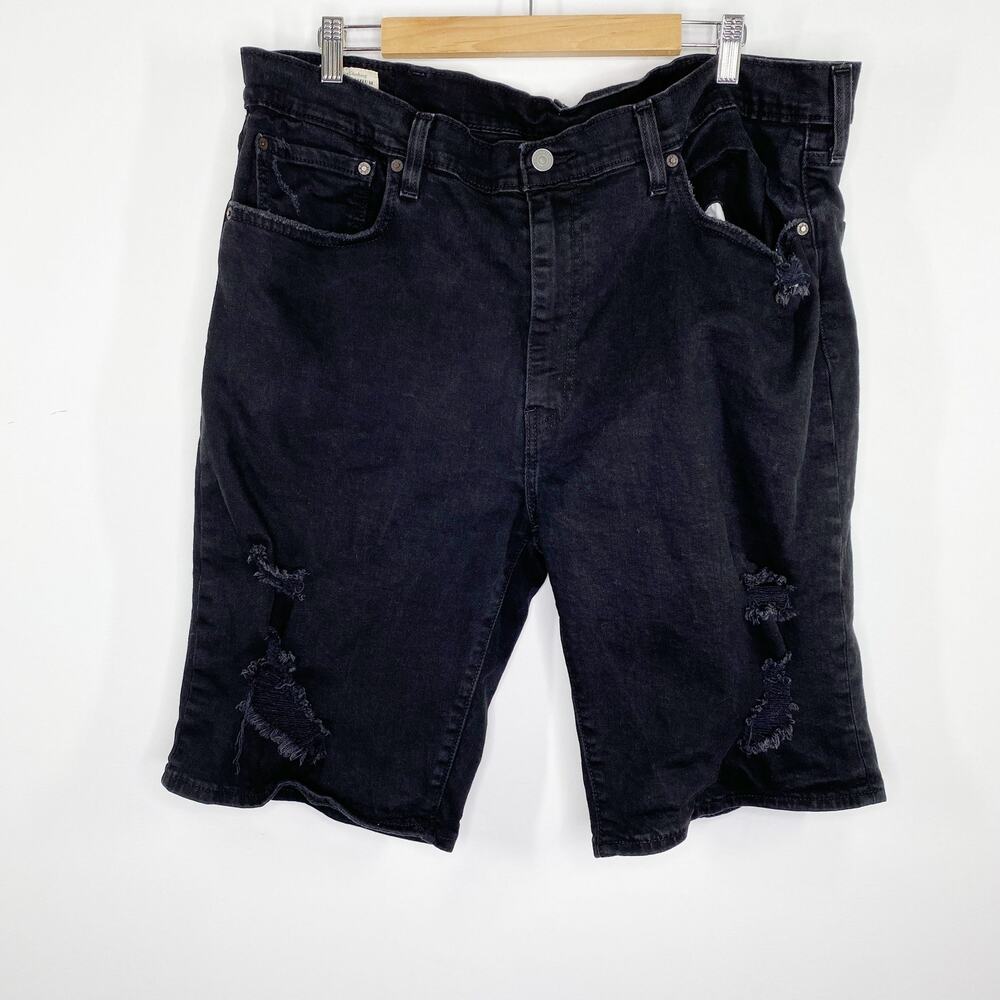 Levi's 502 Taper Fit Black Distressed Denim Shorts Mens Size 40 85218-0014